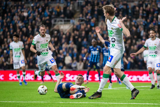 Djurgårdens Haris Radetinac blir fälld i straffområdet