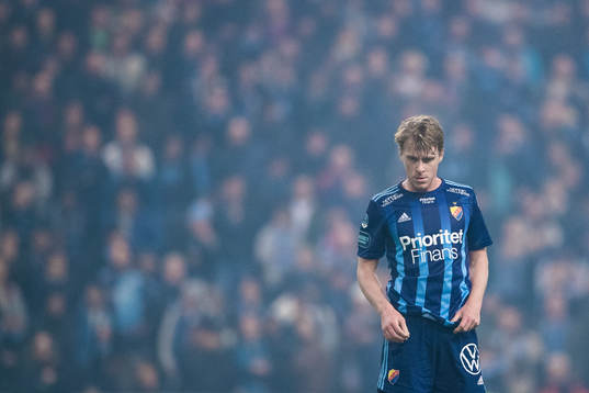 Djurgårdens Rasmus Schüller deppar