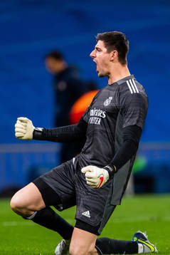 Goalkeeper Thibaut Courtois of Real Madrid celebrates