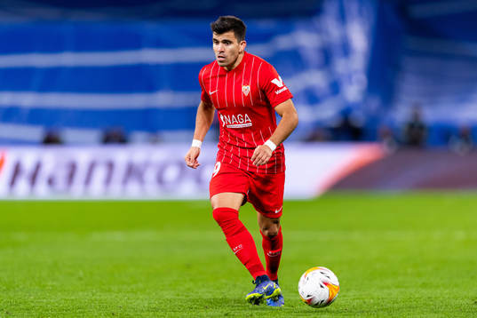 Marcos Acuna of Sevilla