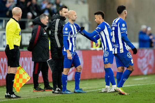 IFK Göteborgs Robin Söder får lagkaptensbindeln av