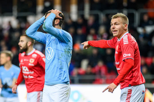 Malmö FFs Adi Nalic deppar