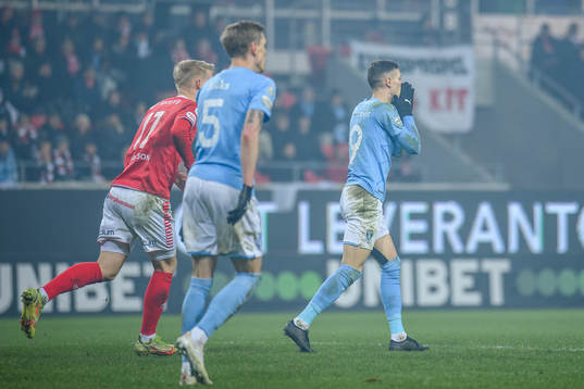 Malmö FFs Veljko Birmancevic deppar