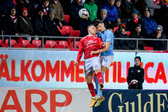 Kalmars Isak Jansson och Malmö FFs Anel Ahmedhodzic