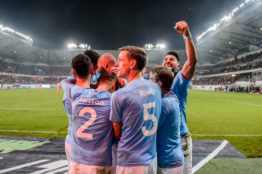 Malmö FFs spelare jublar