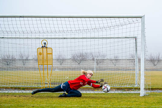 Goalkeeper Guro Pettersen of the Norwegian women's national
