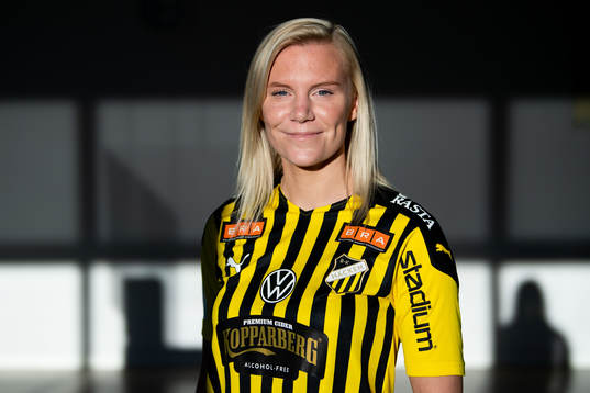 Häckens nyförvärv Josefine Rybrink