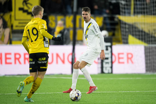 s Mikael Lustig