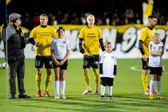 Mjällbys spelare hyllar supportrarna som var på plats i