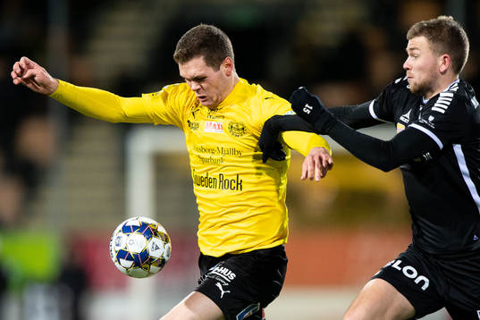 Mjällbys Jacob Bergström och Örebros Niclas Bergmark