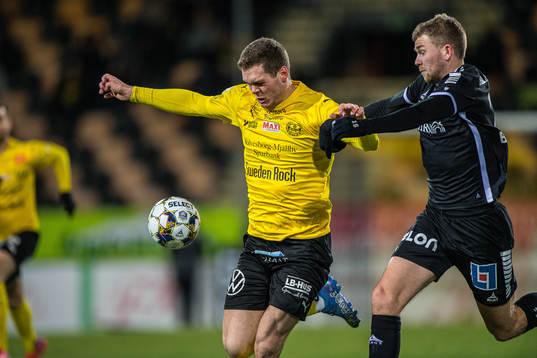 Mjällbys Jacob Bergström  och Örebros Niclas Bergmark