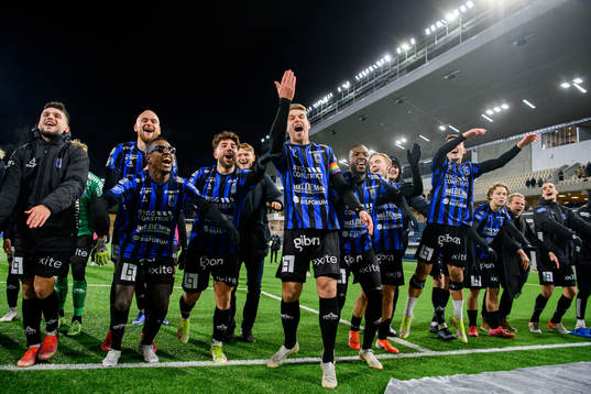 Sirius spelare jublar