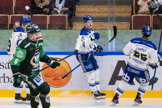 Leksands Emil Heineman jublar