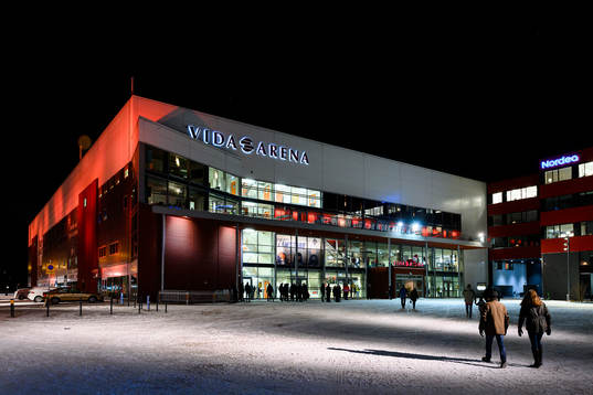 Exteriör vy på Vida arena före ishockeymatchen i SHL