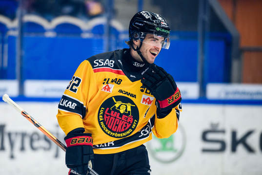 Luleås Oscar Engsund jublar