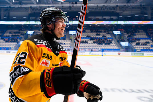 Luleås Oscar Engsund jublar
