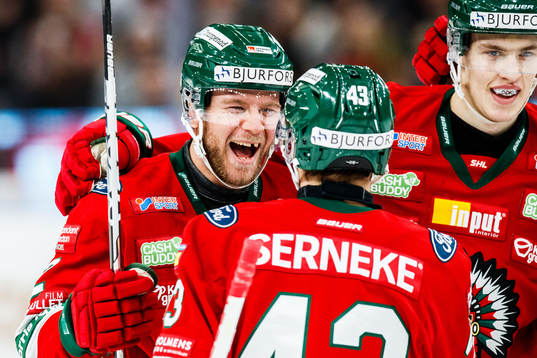 Frölundas Christian Folin jublar