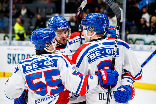 Oskarshamns Hynek Zohorna jublar med lagkamrater