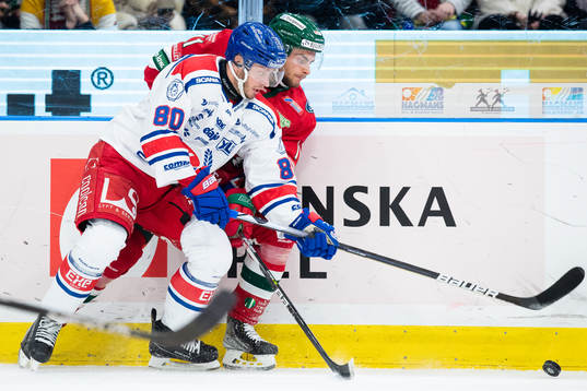 Frölundas Jacob Olofsson och Oskarshamns Tomas Zohorna