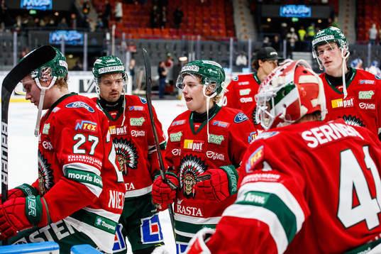 Frölundas Karl Henriksson (m) deppar