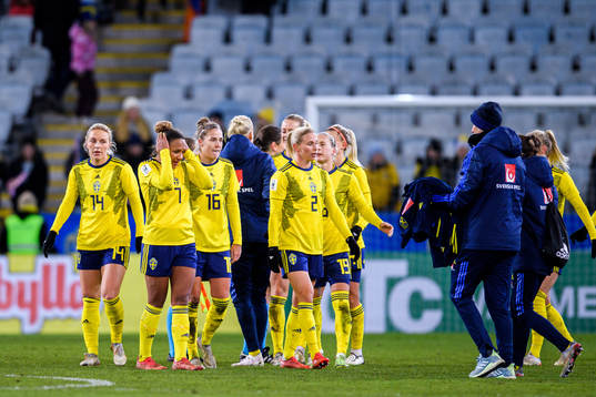 Players of Sweden celebrate