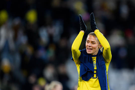 Fridolina Rolfö of Sweden celebrates