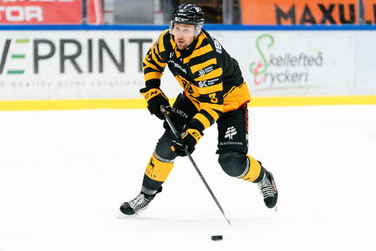 Skellefteås Michael Kapla jublar
