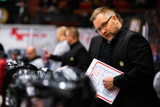 Brynäs tränare Mikko Manner