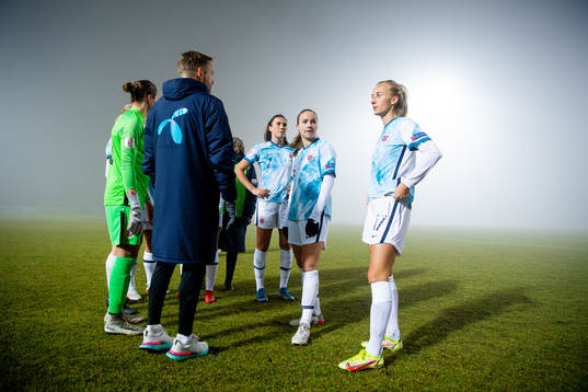 Ingrid Syrstad Engen, Guro Reiten and Anja Sønstevold of