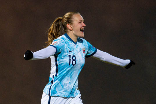 Frida Maanum of Norway celebrates