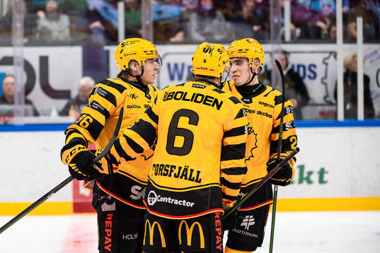 Skellefteås Rickard Hugg jublar