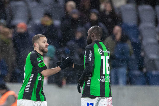 GAIS Malkolm Moenza och Boris Lumbana deppar