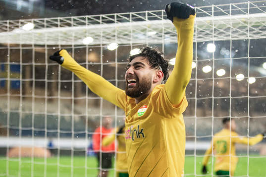Dalkurds Rassa Rahmani jublar