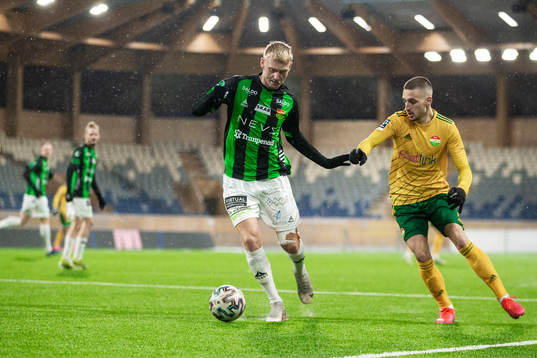 GAIS Joackim Åberg och Dalkurds Arian Kabashi
