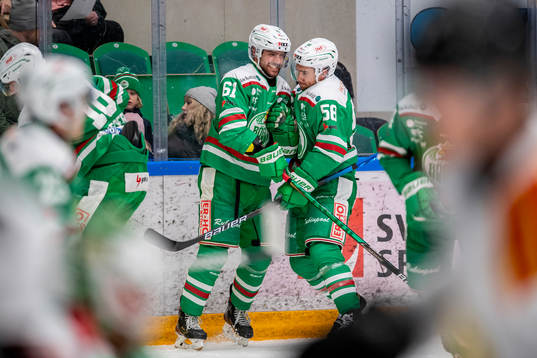 Rögles Ludvig Larsson och Ryan McKiernan