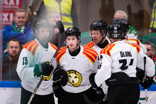 Brynäs Nick Olesen jublar