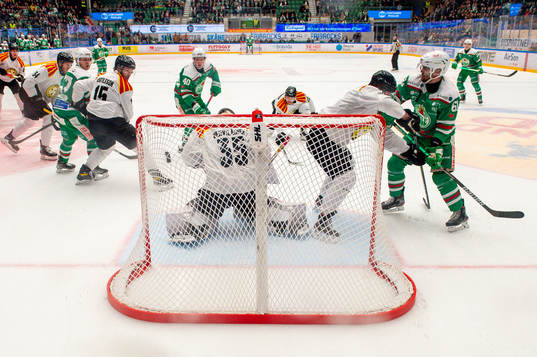 Rögles Oskar Stål Lyrenäs  gör 1-0