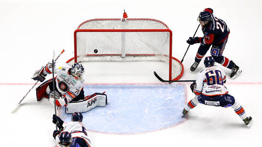 Mål 1-1 av Linköpings Vilmos Gallo förbi Växjös