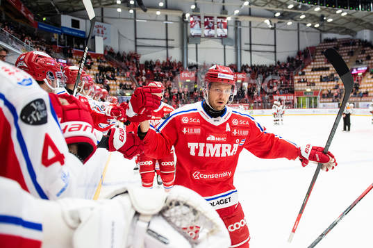 Timrås Jacob Blomqvist jublar