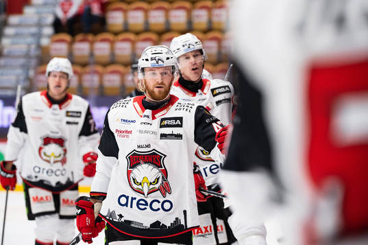 Malmö Redhawks Joakim Ryan jublar