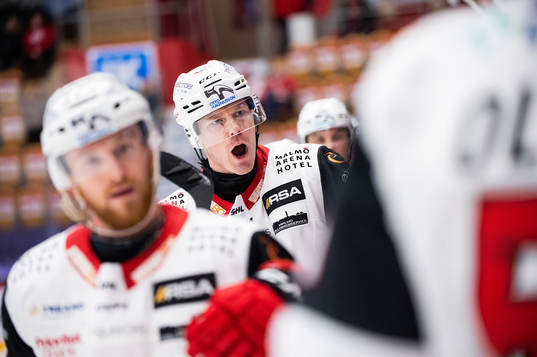 Malmö Redhawks Lars Bryggman jublar