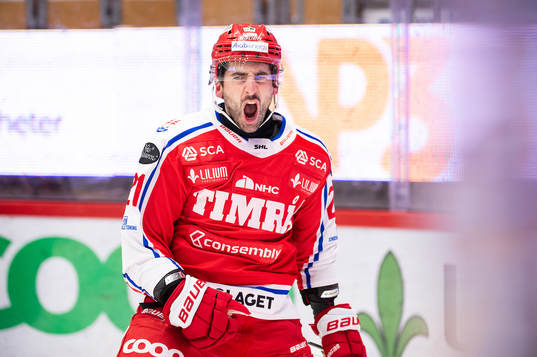 Timrås Joey LaLeggia jublar