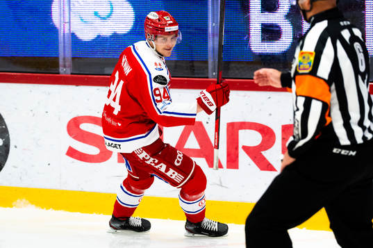Timrås Sebastian Hartmann jublar