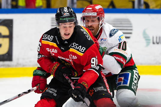 Luleås Pontus Andreasson och Frölundas Jens Olsson