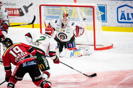 Luleås Konstantin Komarek gör 1-1