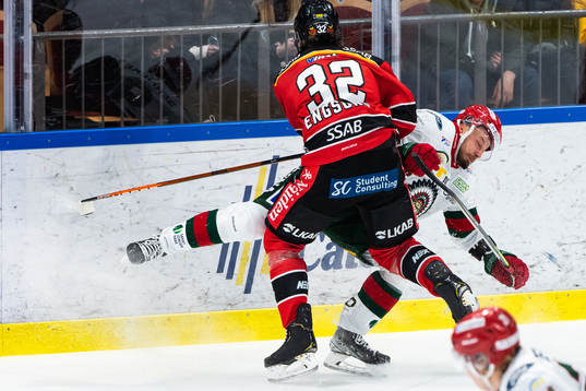 Luleås Oscar Engsund och Frölundas Jan Mursak