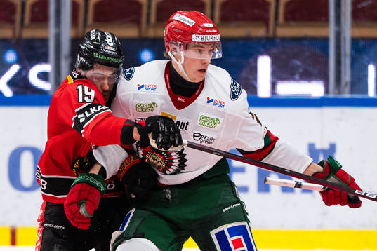 Luleås Konstantin Komarek och Frölundas Christian Folin
