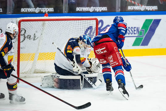 Djurgårdens målvakt Mantas Armalis och Oskarshamns Tomas