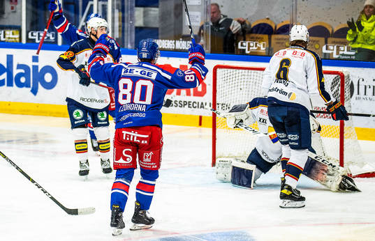 Oskarshamns Tomas Zohorna jublar med lagkamrater