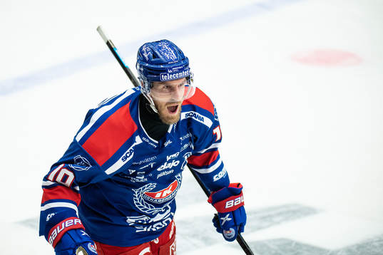 Oskarshamns Dale Weise jublar